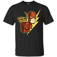 Marvel - DON`T BLINK vector T Shirt & Hoodie