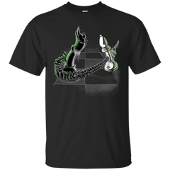 ALIEN - QUEEN TAKES BISHOP T Shirt & Hoodie