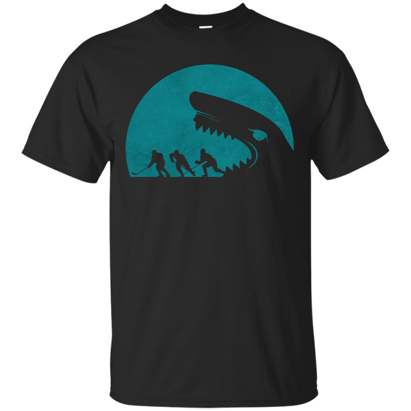 Hockey - Seek and Destroy skaters T Shirt & Hoodie