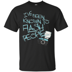 Photographer - IVE BEEN KNOWN TO FLASH PEOPLE T Shirt & Hoodie