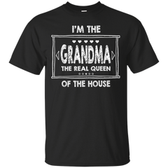 Mom - Im The GrandMa The Real Queen Of The House Family Series Funny holiday T Shirt & Hoodie